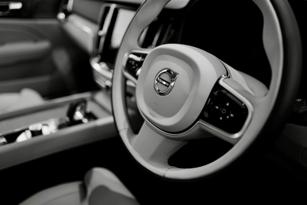 volvo-em90